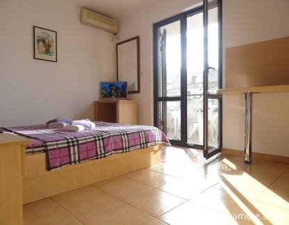 Apartmani Vila Mare Budva, Cetverokrevetni apartmani sa dvije terase u Villa Mare, Budva 2016, privatni smeštaj u mestu Budva, Crna Gora - 203 (10)